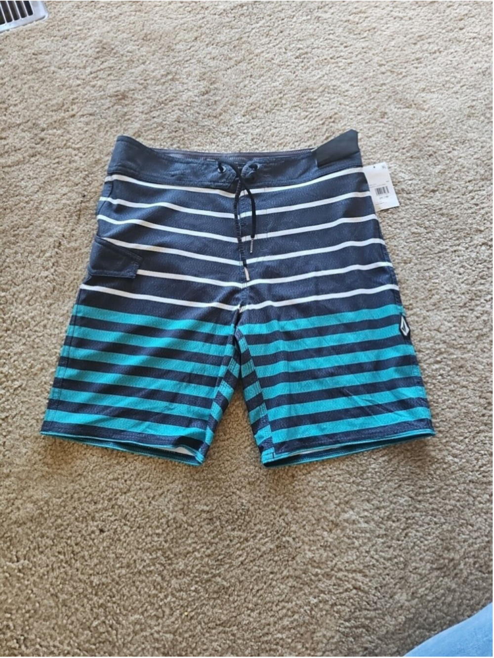 Volcom Boardshorts Boys 28 Black Mod-Tech Pocket NEW